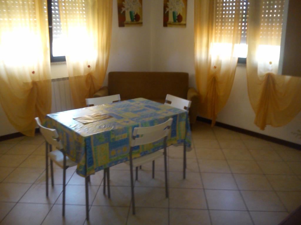 Вилла Casa Vacanza Holiday Pieris Экстерьер фото