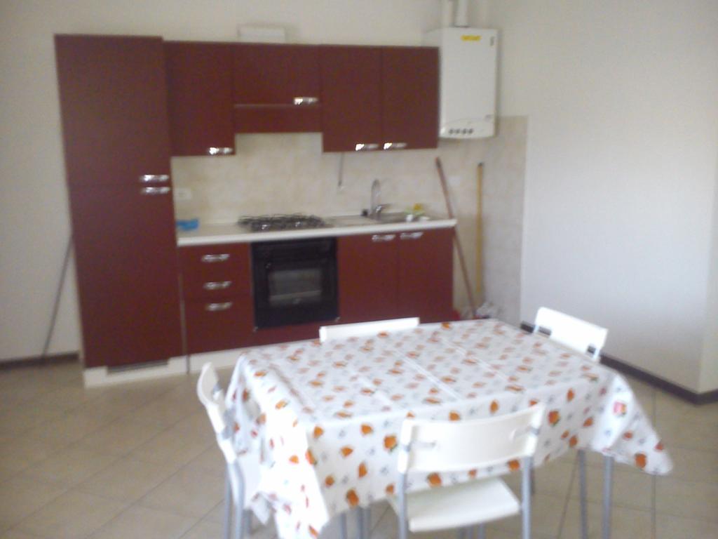 Вилла Casa Vacanza Holiday Pieris Экстерьер фото